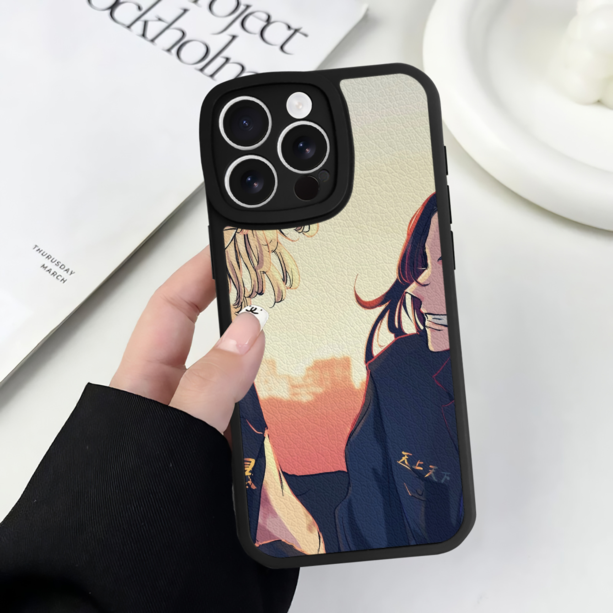 （画像用） 東京リベンジャーズ Tokyo Revengers 【iPhone 16シリーズ対応】シリコンスマホケース（レザー調） 材質：シリコン